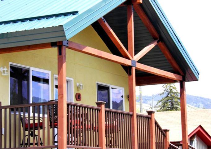 Yellowstone Riverside Cottages การ์ดีเนอร์ ภายนอก รูปภาพ