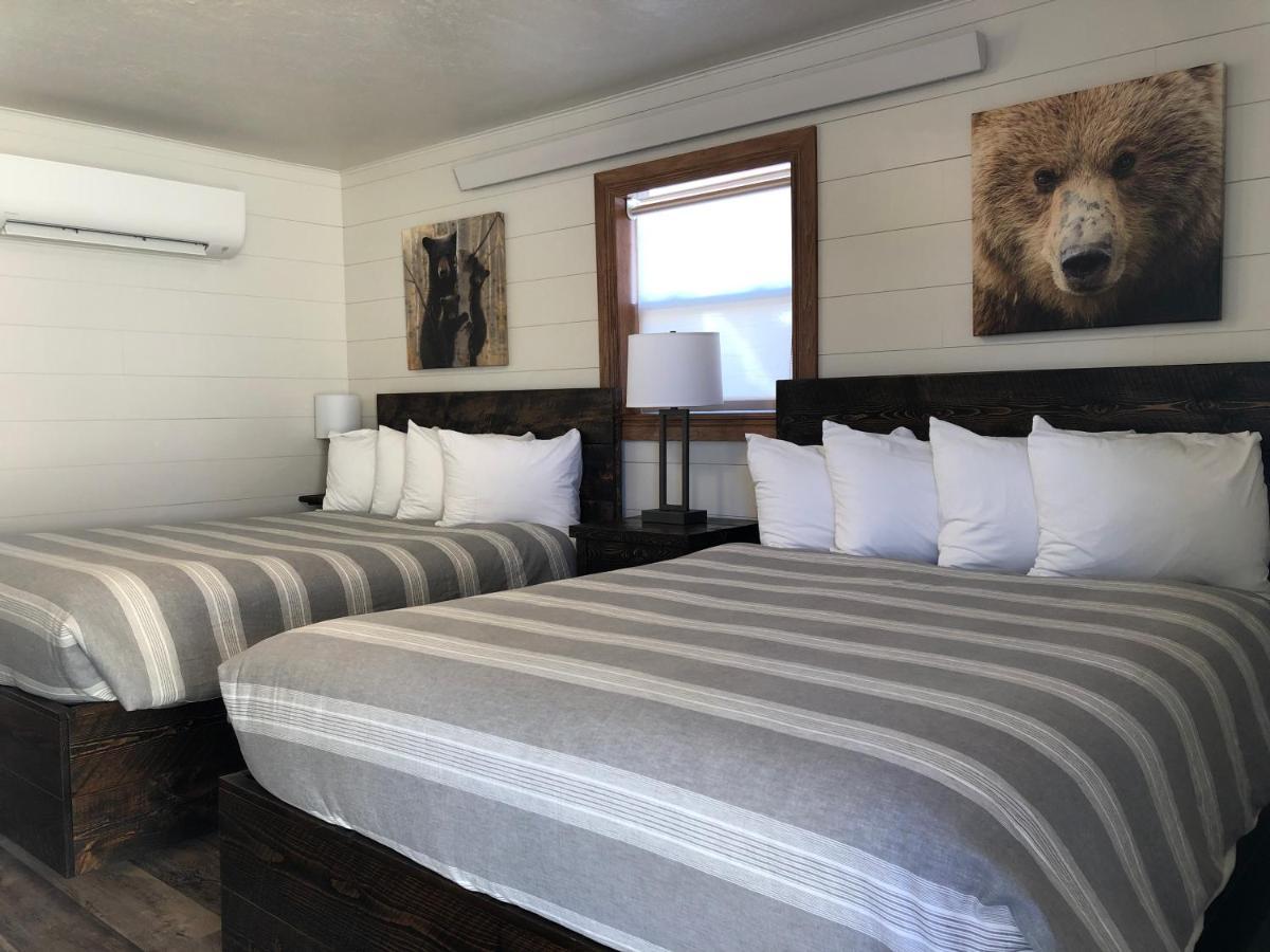 Yellowstone Riverside Cottages การ์ดีเนอร์ ภายนอก รูปภาพ